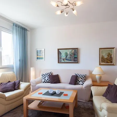 Apartment Exclusive Sea View *