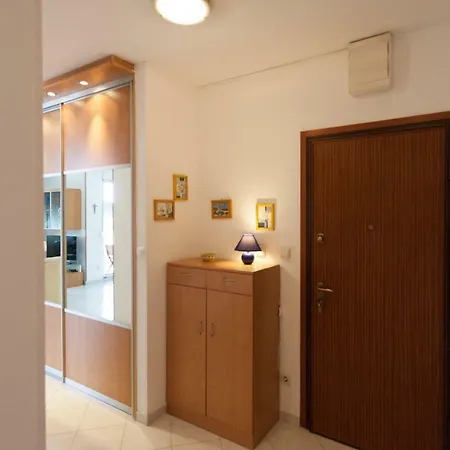 Apartment Exclusive Sea View *