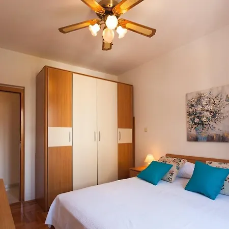 Apartment Exclusive Sea View *